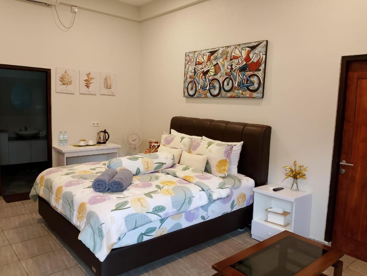 Mama Nings Beach Hotel Sekongkang Eksteriør bilde